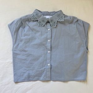 Size 9 Zara collared crop top